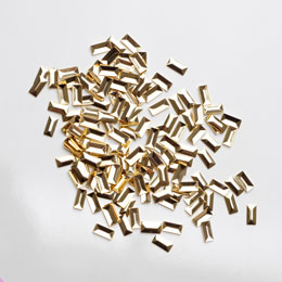 メタルスタッズ/スクエア2.4mm×5mm/ゴールド