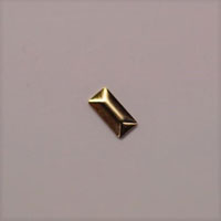 メタルスタッズ/スクエア2.4mm×5mm/ゴールド