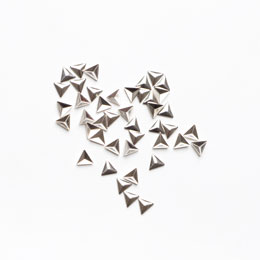 メタルスタッズ/トライアングル2.5mm×2.5mm/シルバー