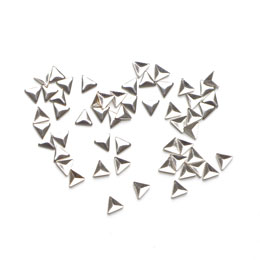 メタルスタッズ/トライアングル2mm×2mm/シルバー