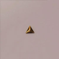 メタルスタッズ/トライアングル1.5mm×1.5mm/ゴールド